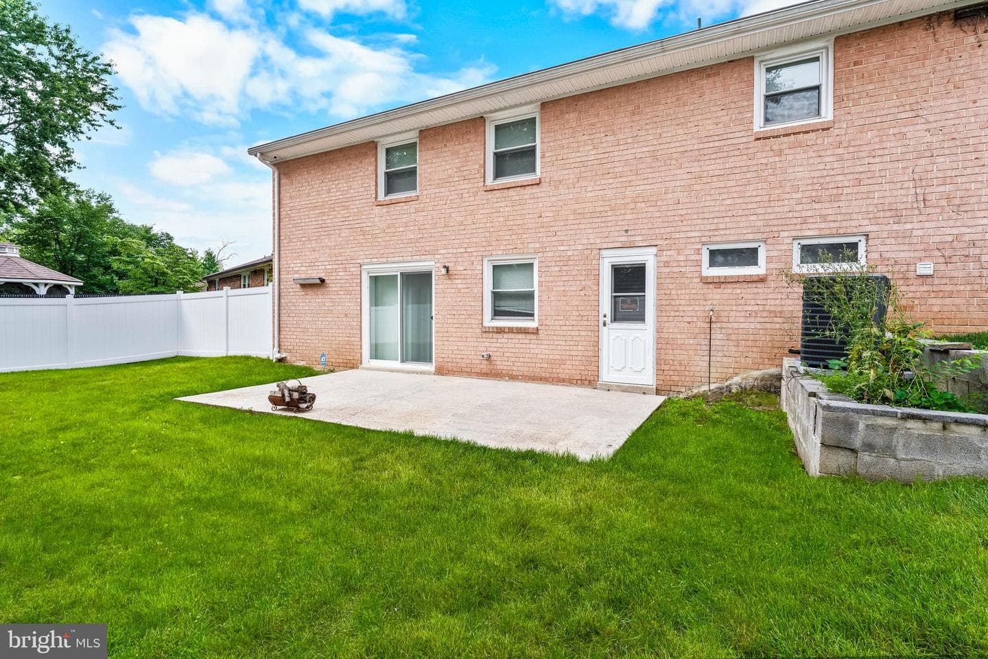 208 Prenton Street photo 30