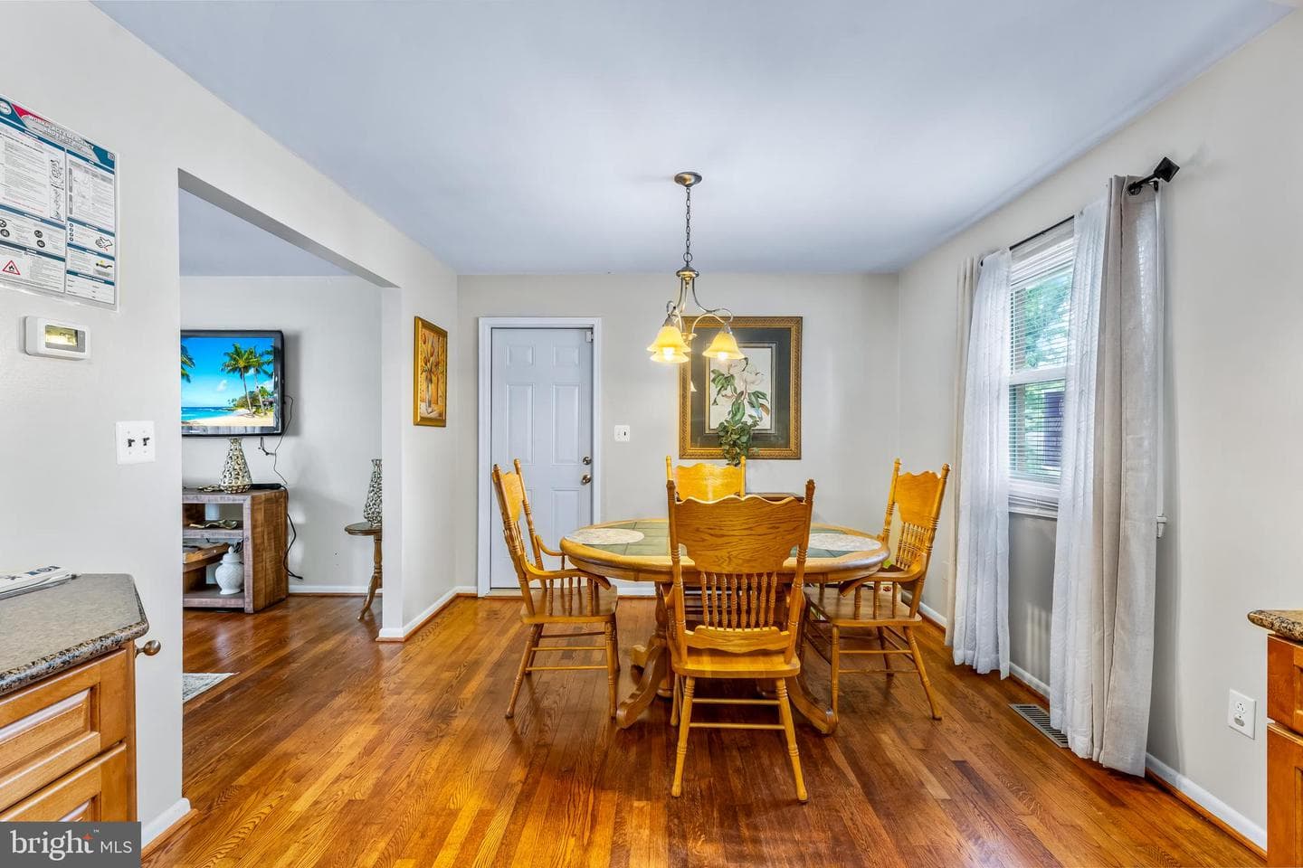 208 Prenton Street photo 9