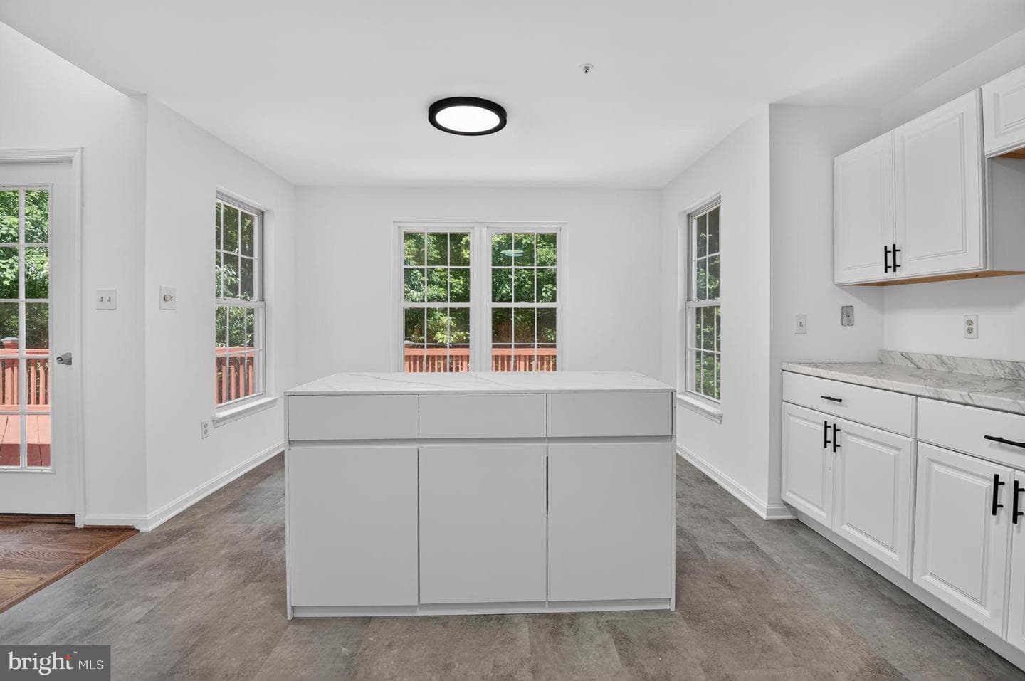 10014 Westerly Lane photo 10