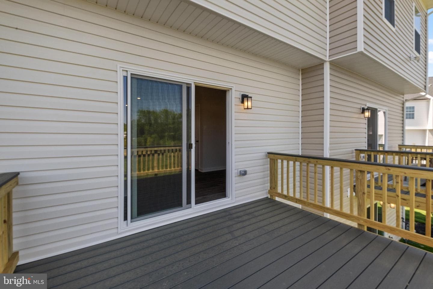 7543 Silver Thread Way photo 24