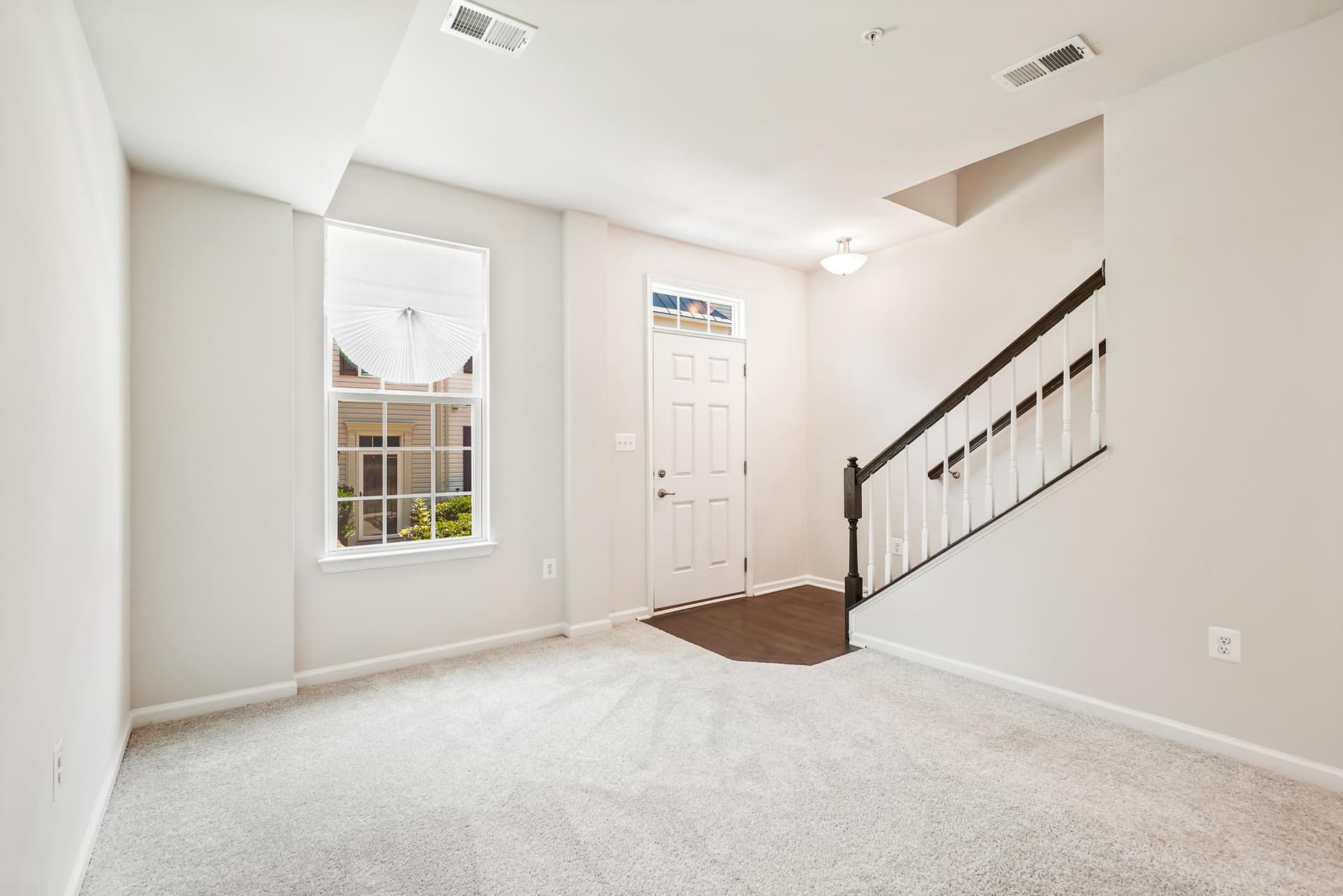 10505 Rawlins Lane photo 5