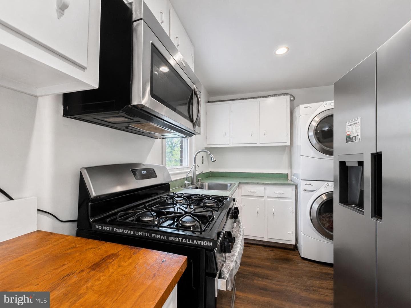 6806 Beacon Place photo 11