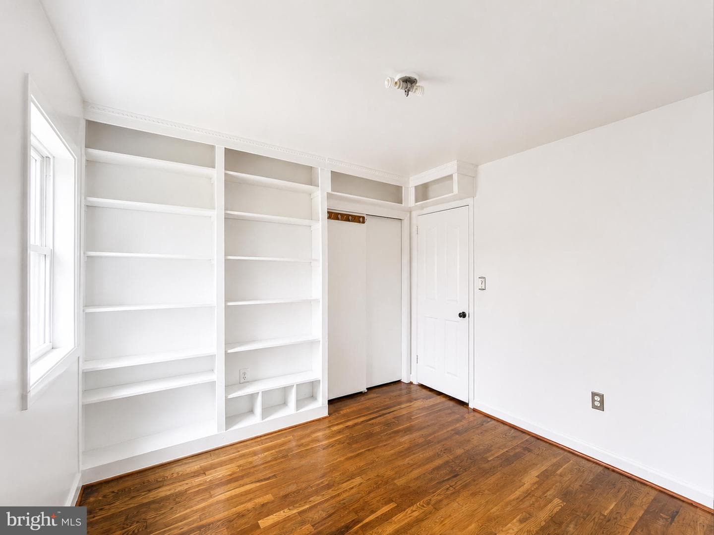 6806 Beacon Place photo 14