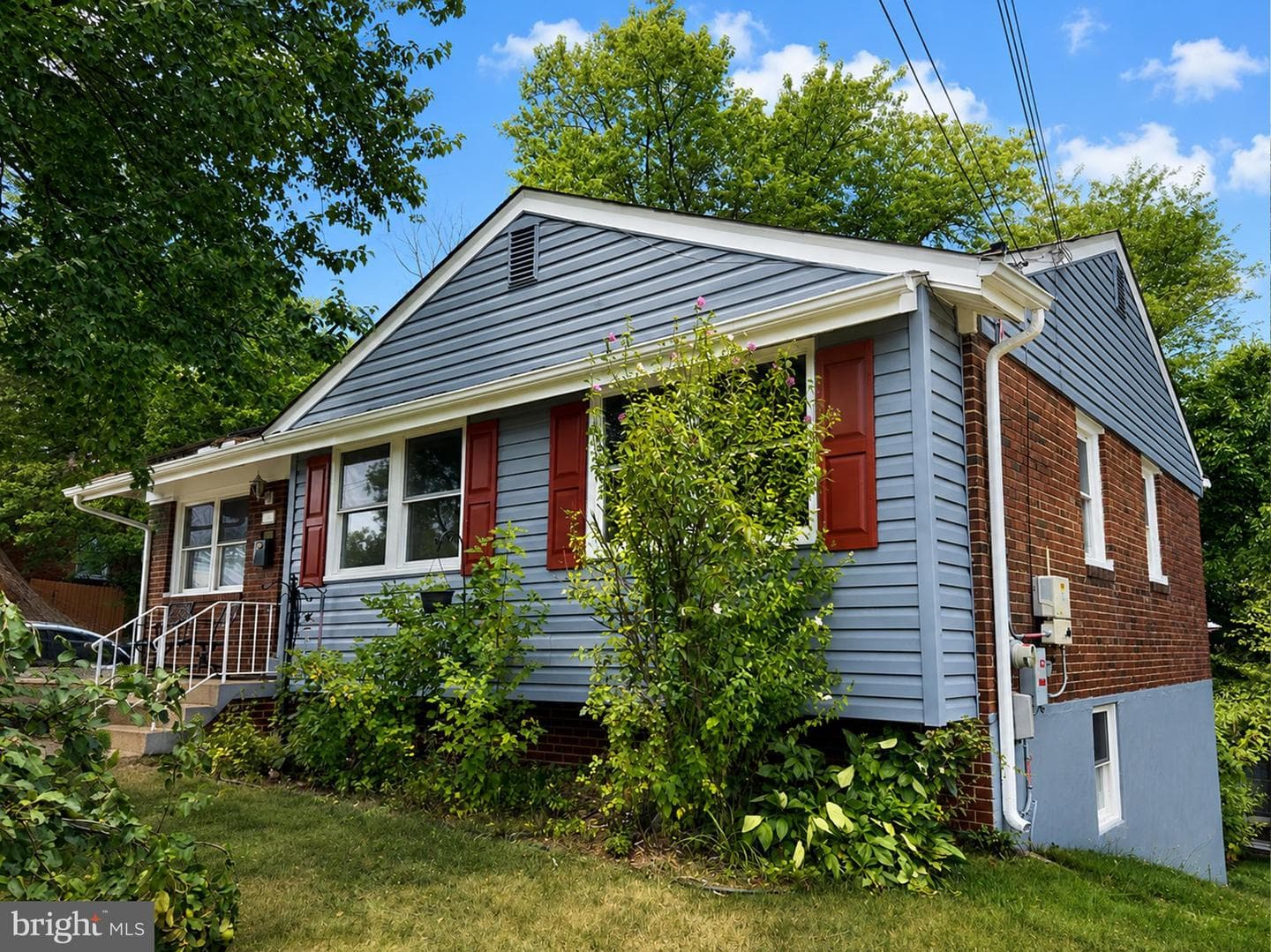 6806 Beacon Place photo 2