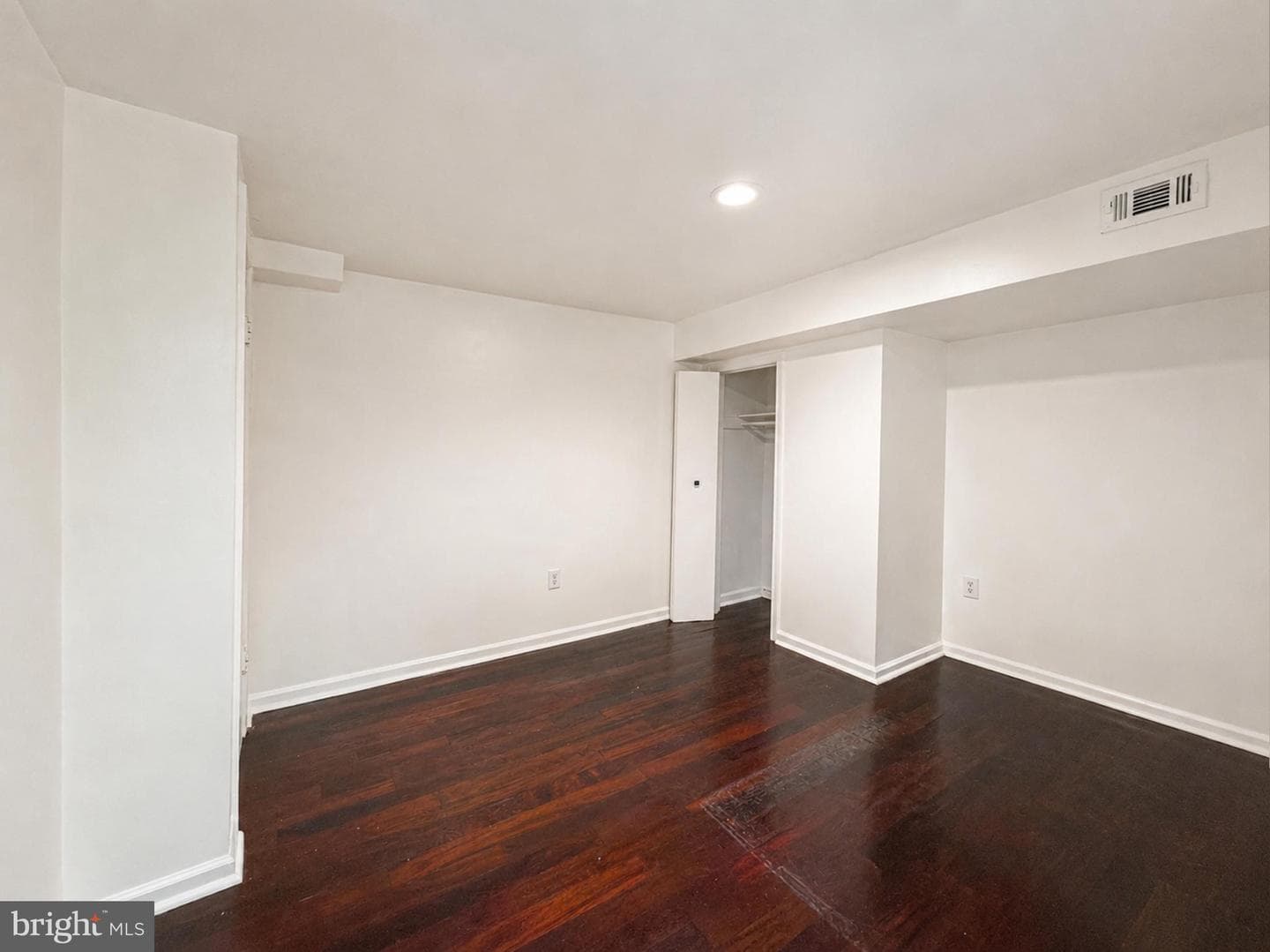 6806 Beacon Place photo 21