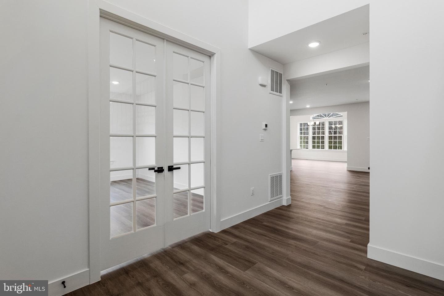 2013 Saint James Road photo 14