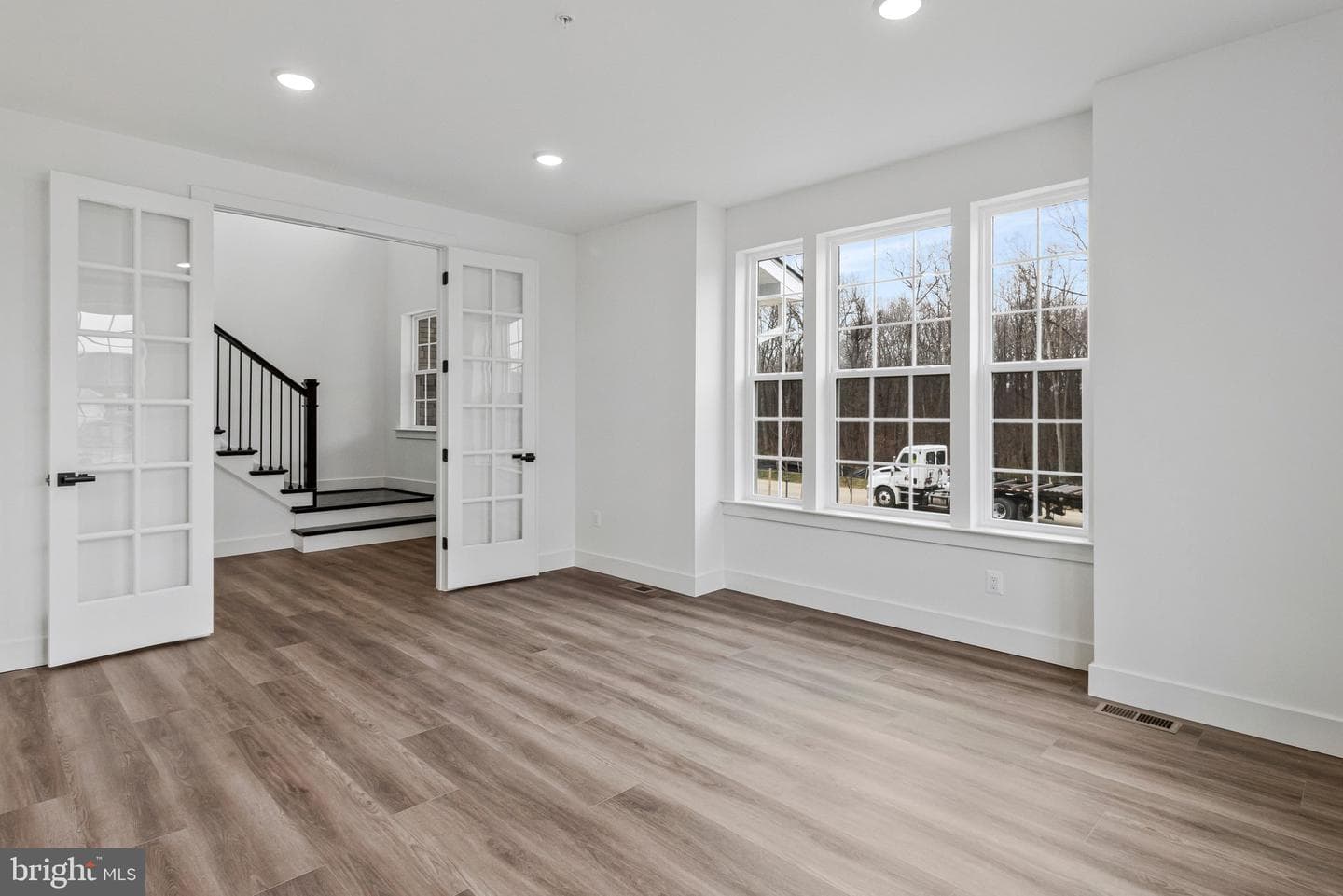 2013 Saint James Road photo 16