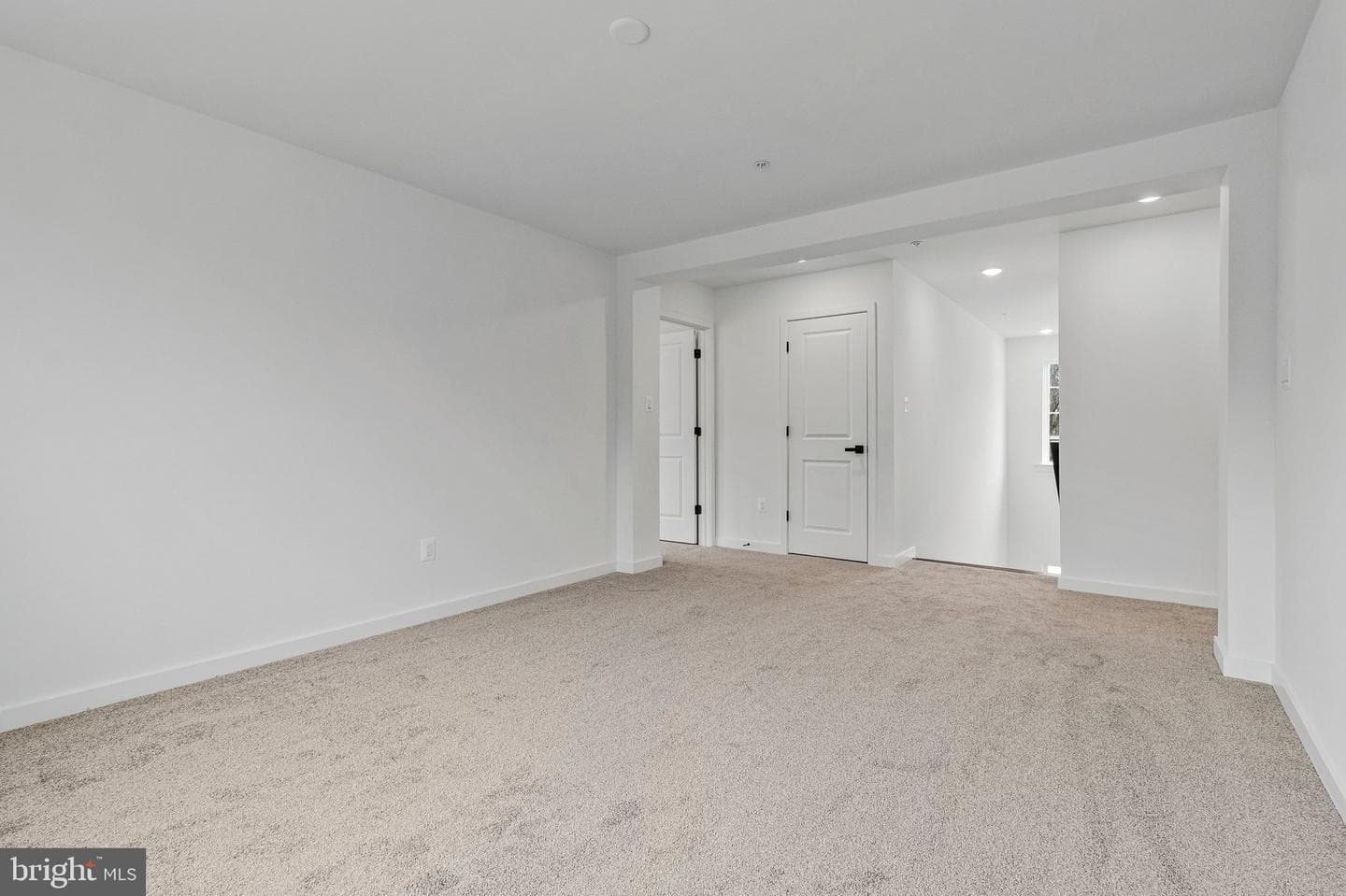 2013 Saint James Road photo 53