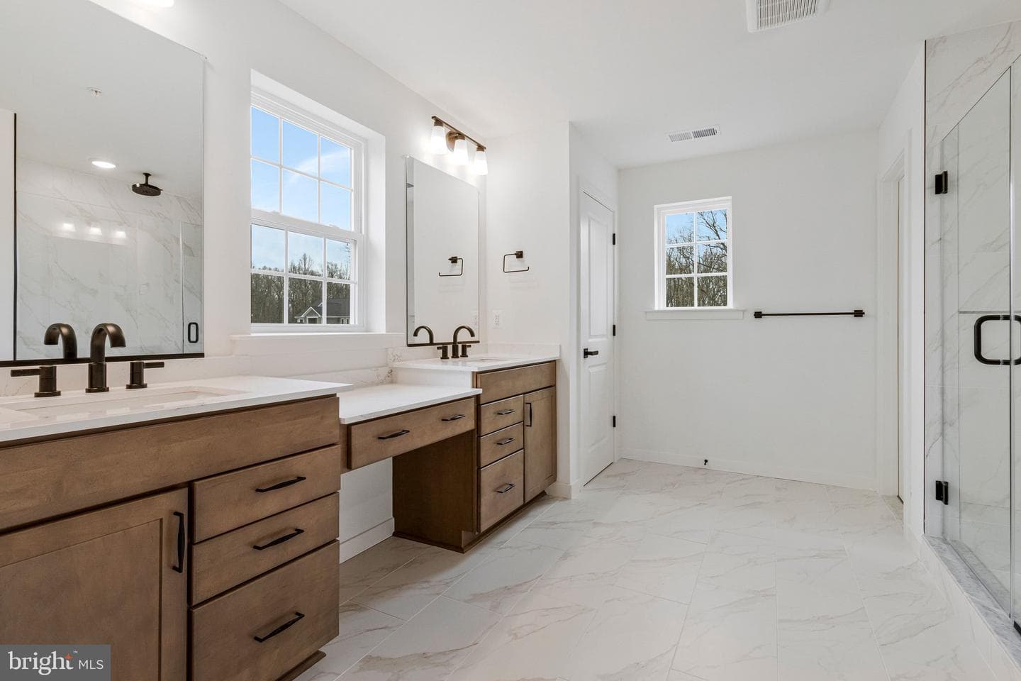 2013 Saint James Road photo 60