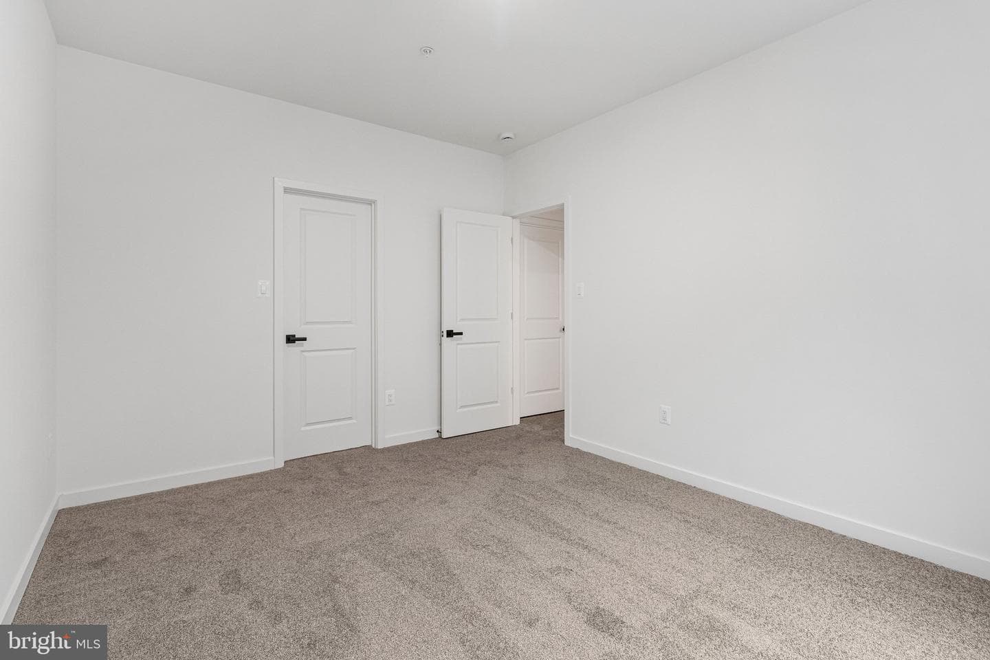 2013 Saint James Road photo 78