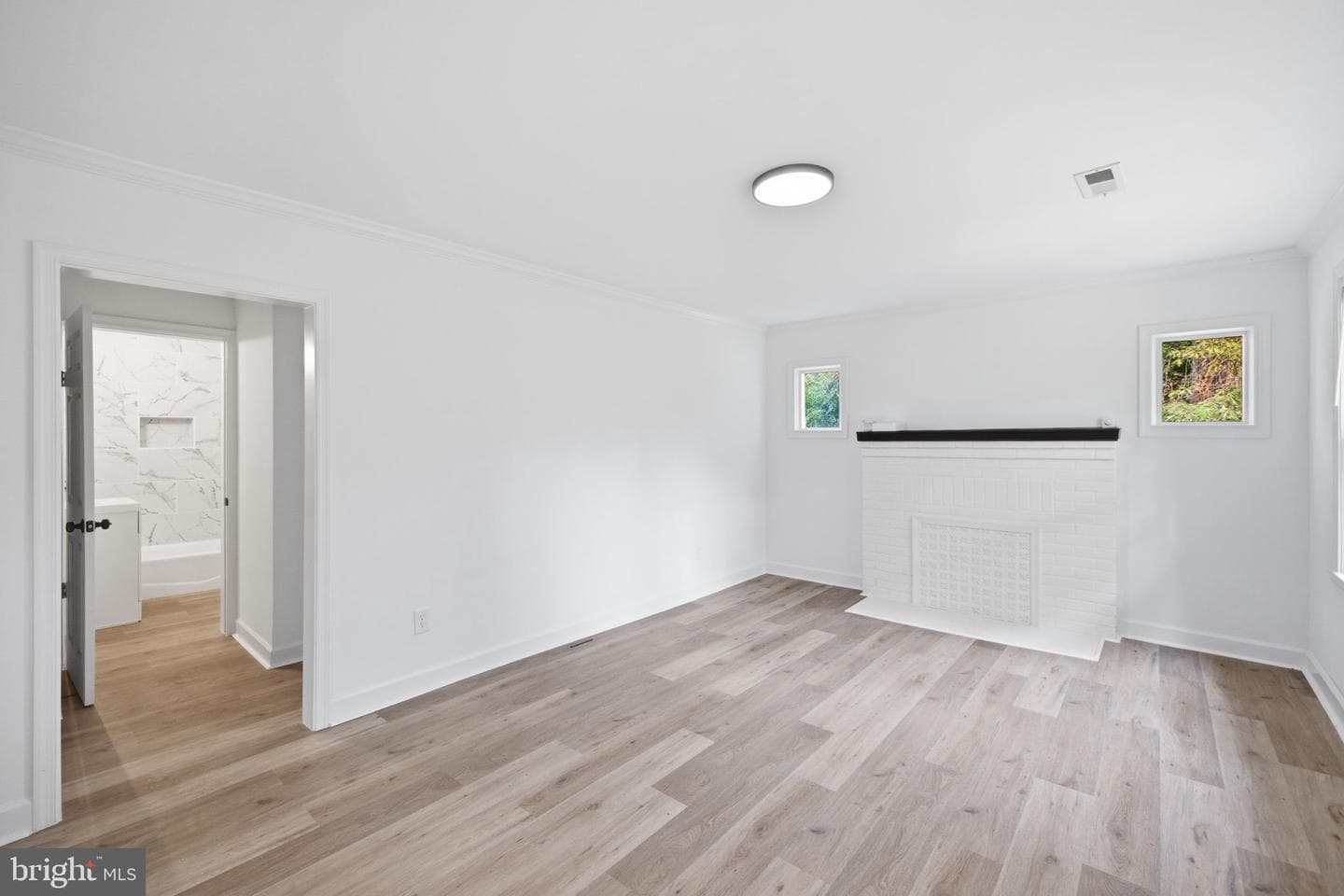 3412 Oaklawn Road photo 9