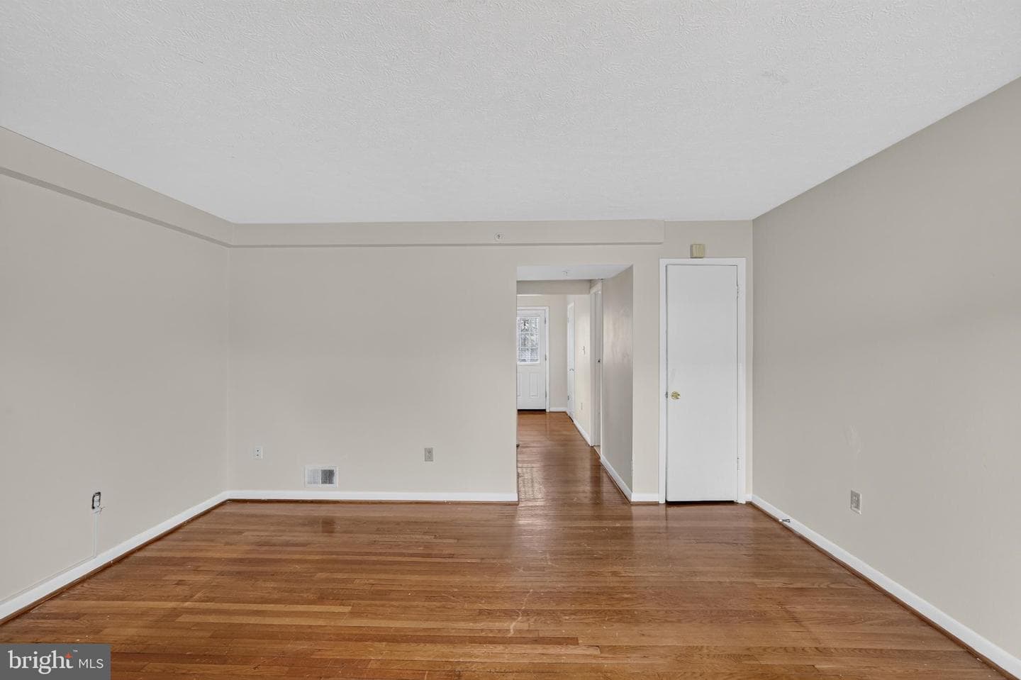2931 Sunset Lane photo 11