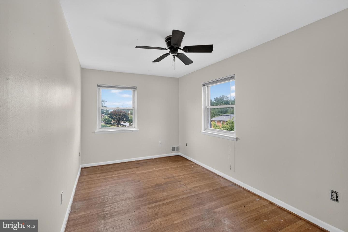 2931 Sunset Lane photo 27