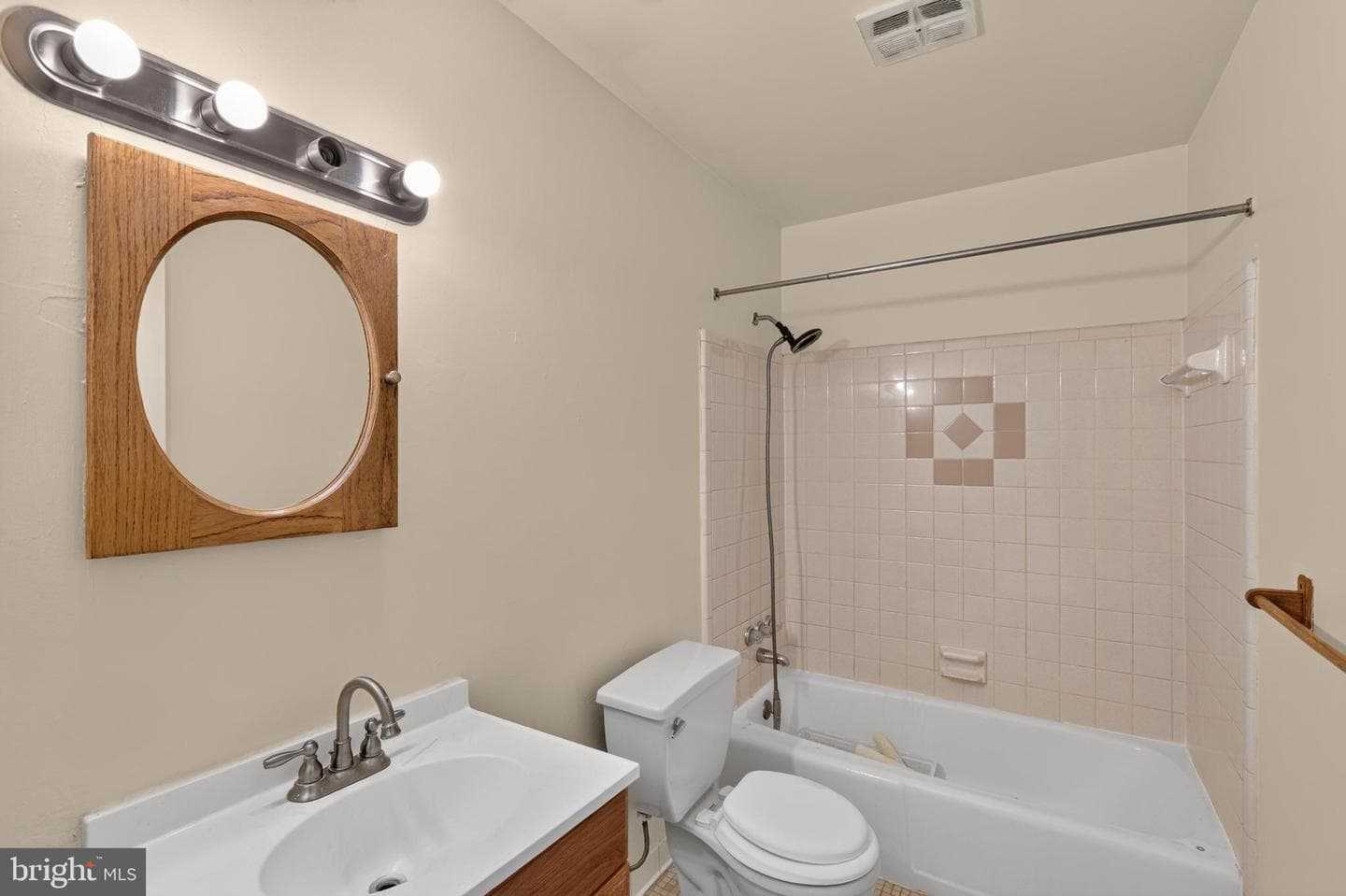 2931 Sunset Lane photo 32