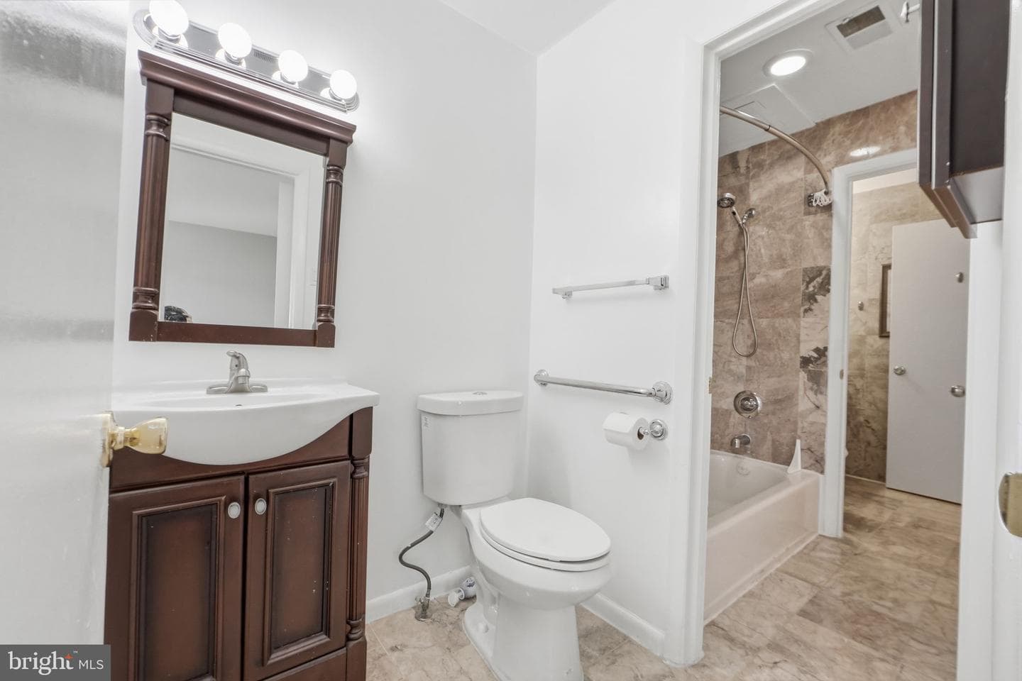 8707 Grasmere Court #8707 photo 15