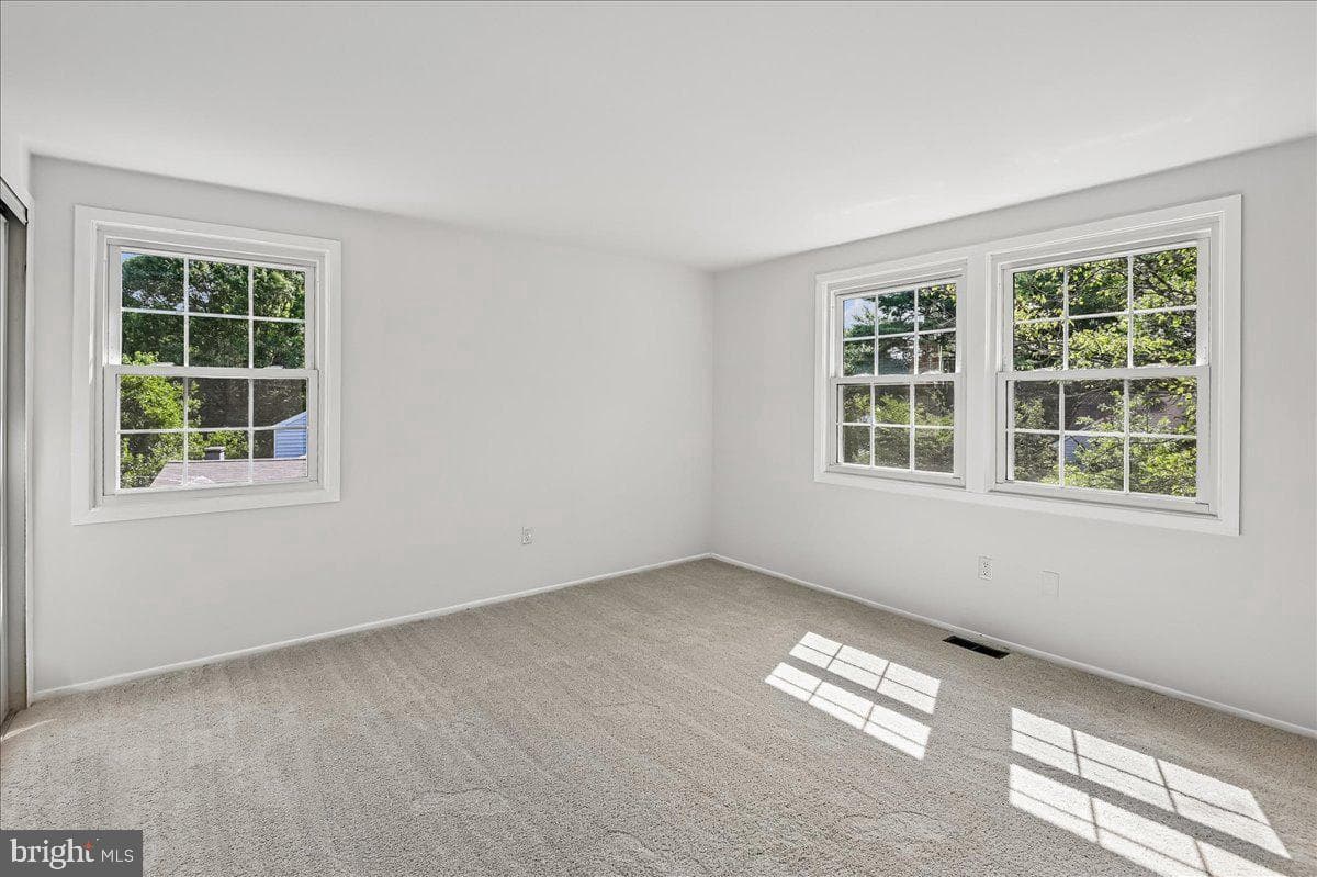 12218 Valerie Lane photo 21