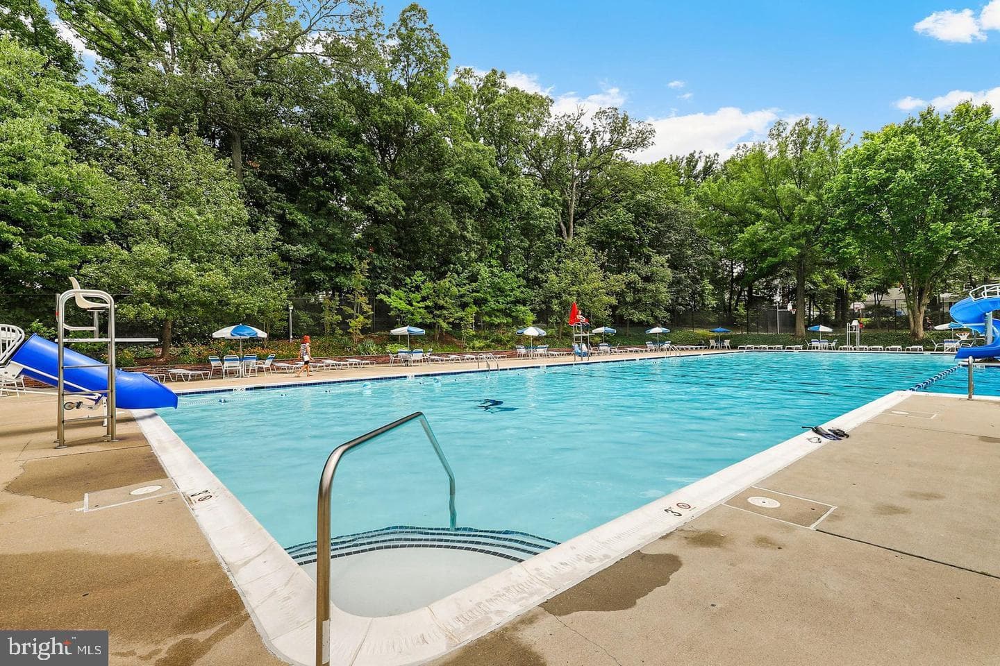 12218 Valerie Lane photo 32