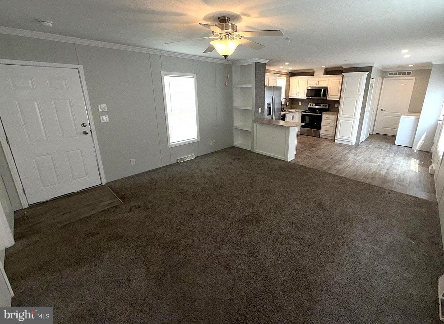 9500 Beech Park Street photo 10