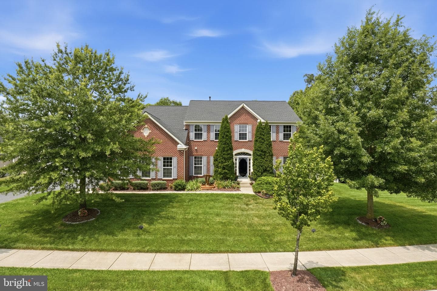 4706 Sir Woodburn Way photo 2