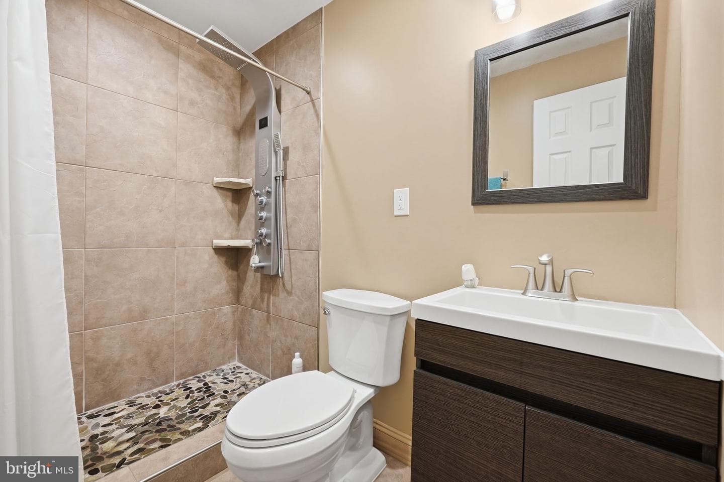 4706 Sir Woodburn Way photo 37
