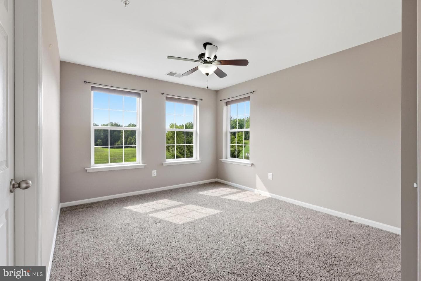 2700 Lake Forest Drive photo 39
