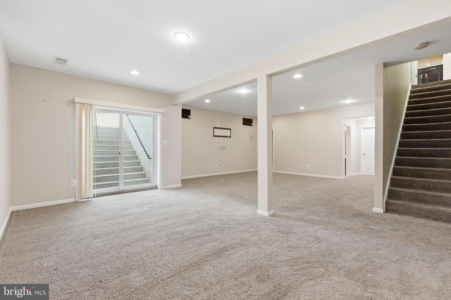 2700 Lake Forest Drive photo 42