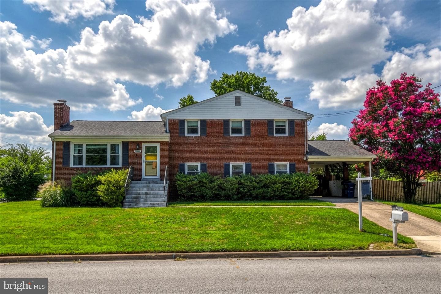 5815 Arbroath Drive photo 3