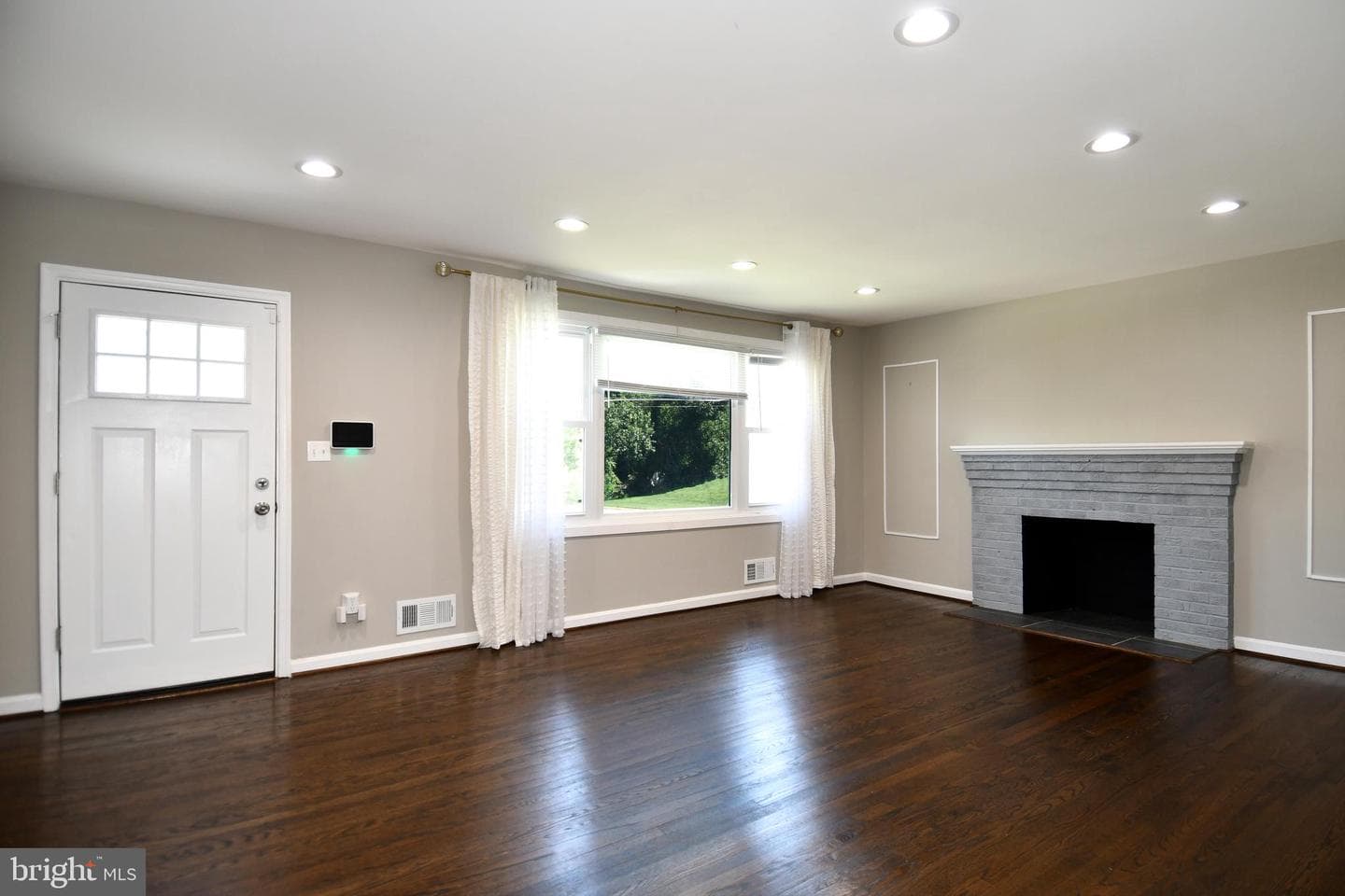 5815 Arbroath Drive photo 5