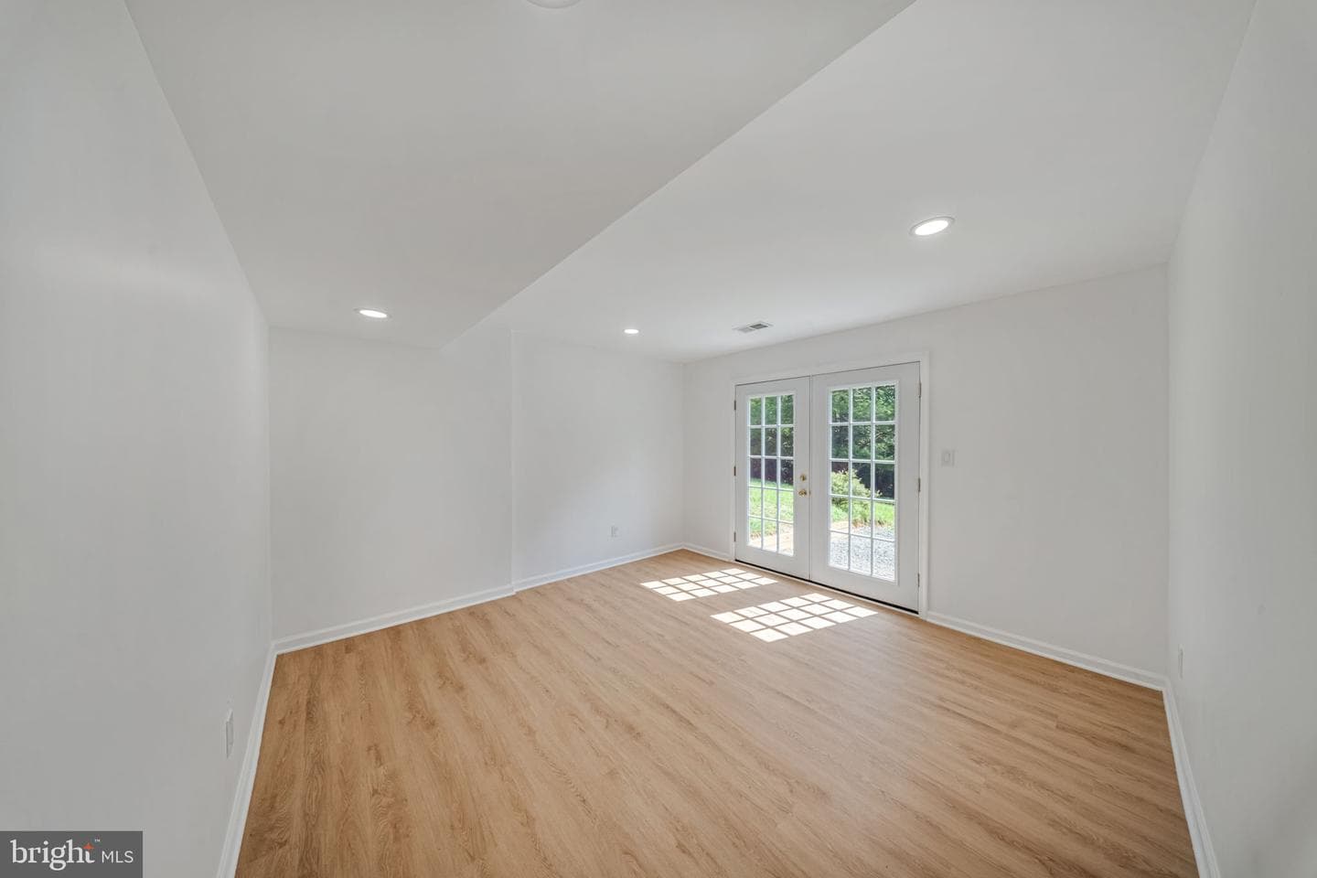 2406 Timbercrest Drive photo 32