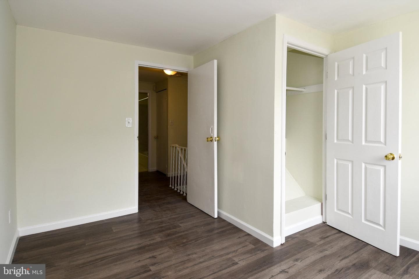 7768 Burnside Road photo 17