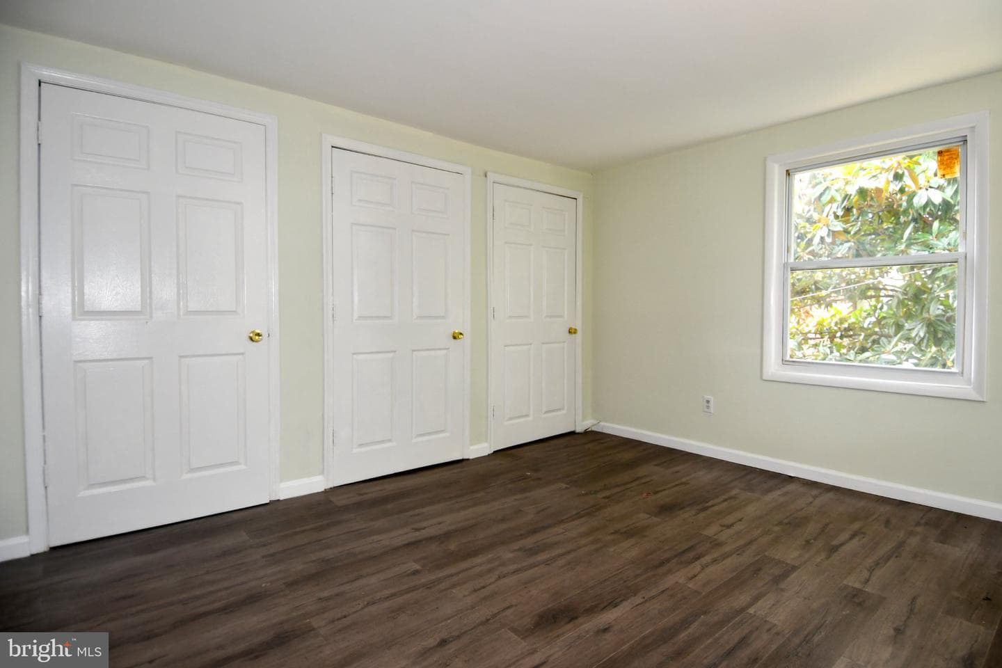 7768 Burnside Road photo 19
