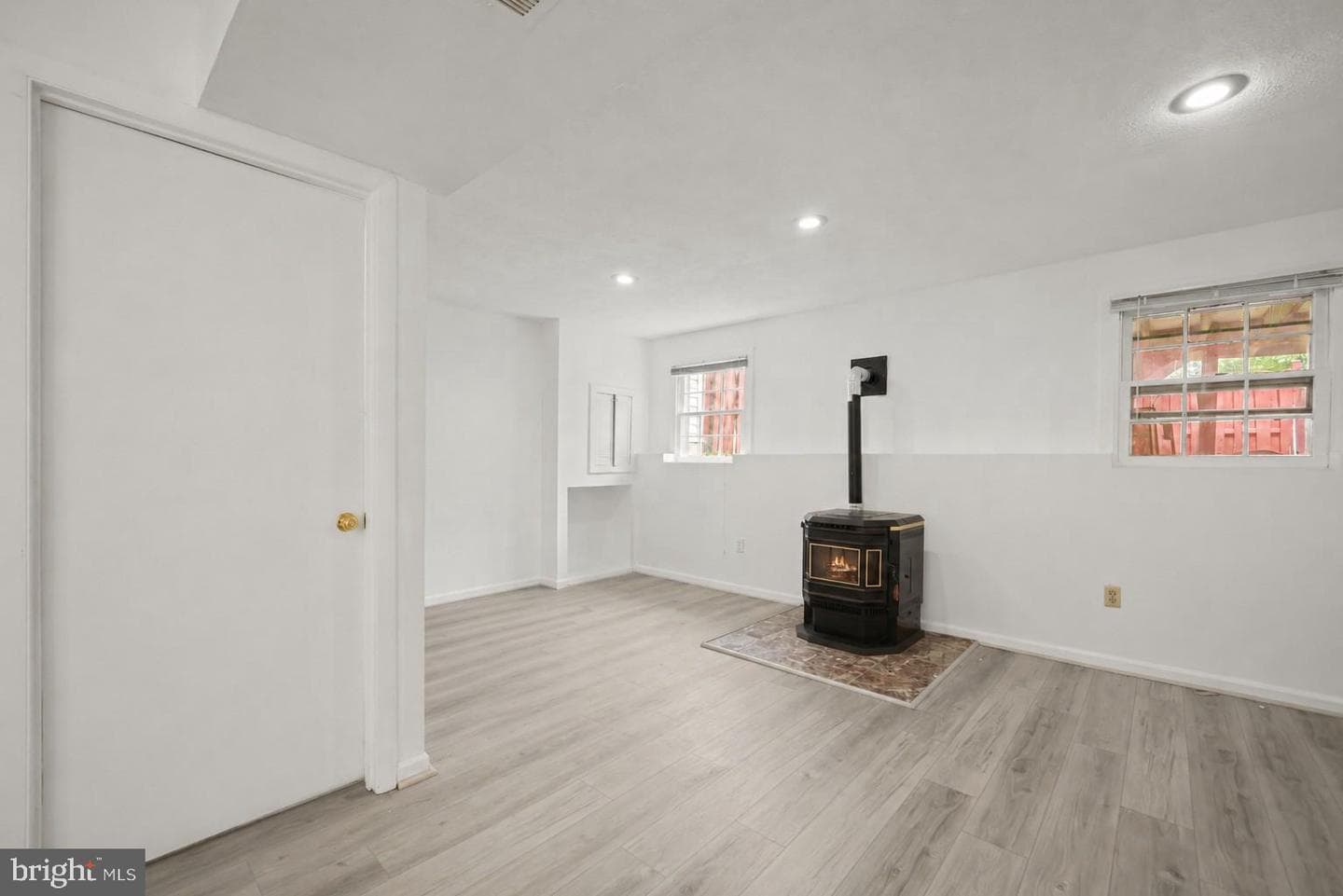 5943 Surratts Village Drive photo 39