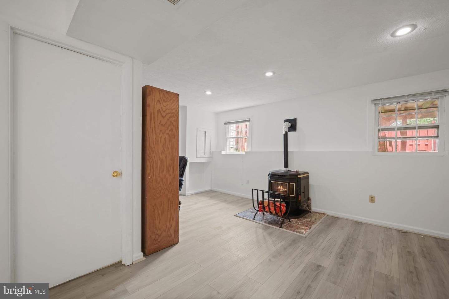 5943 Surratts Village Drive photo 40