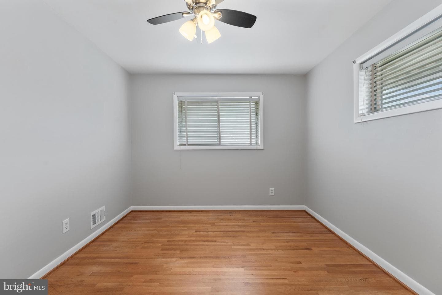 7308 Kipling Parkway photo 22