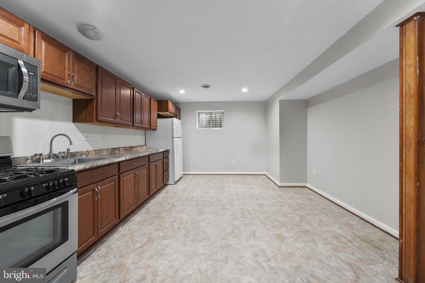 7308 Kipling Parkway photo 31