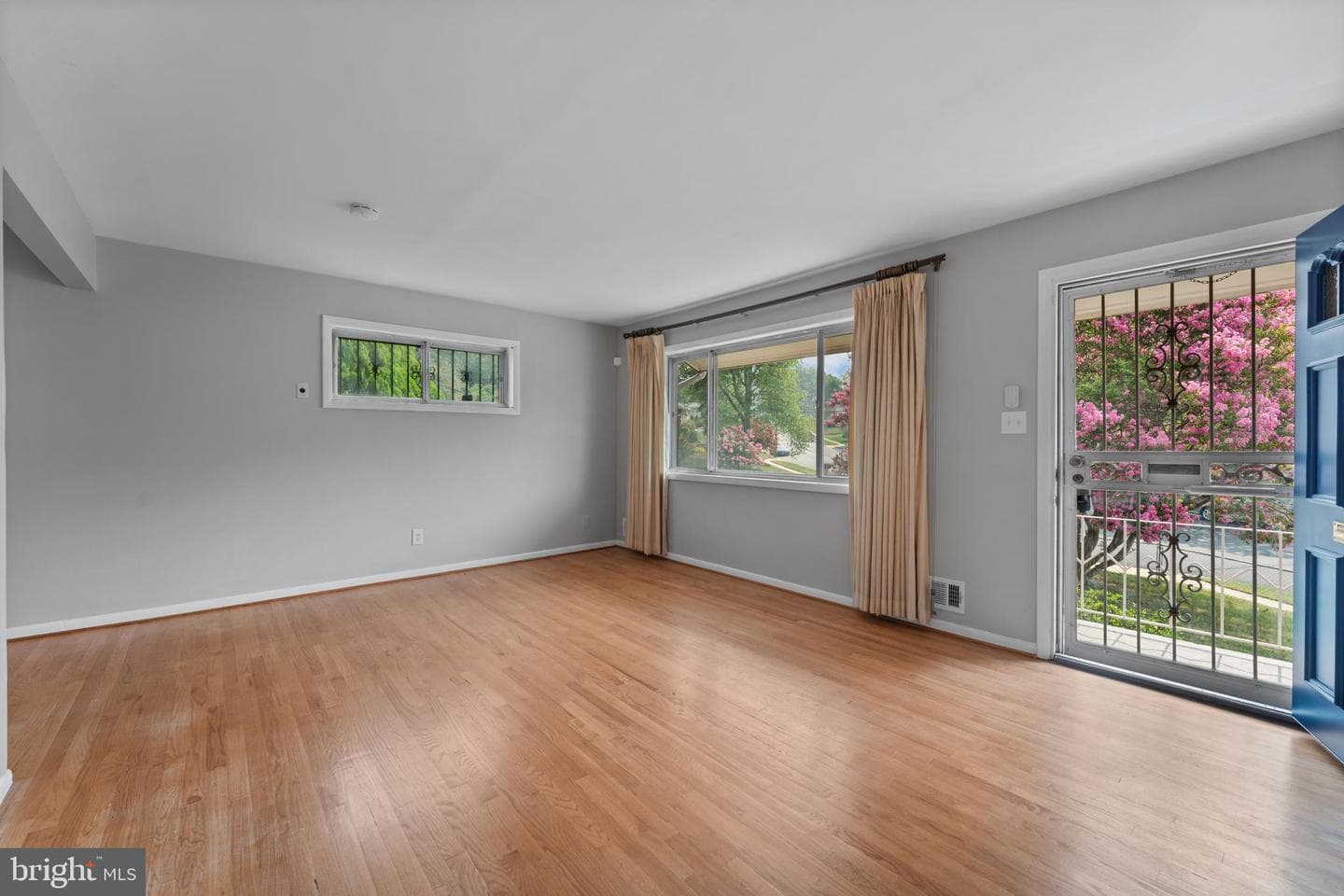 7308 Kipling Parkway photo 5