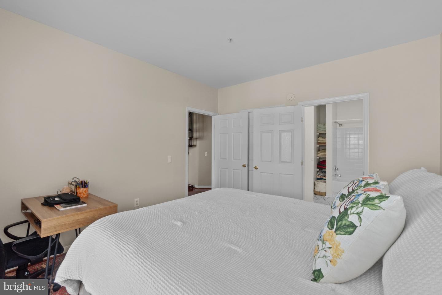 15612 Everglade Lane #401 photo 12