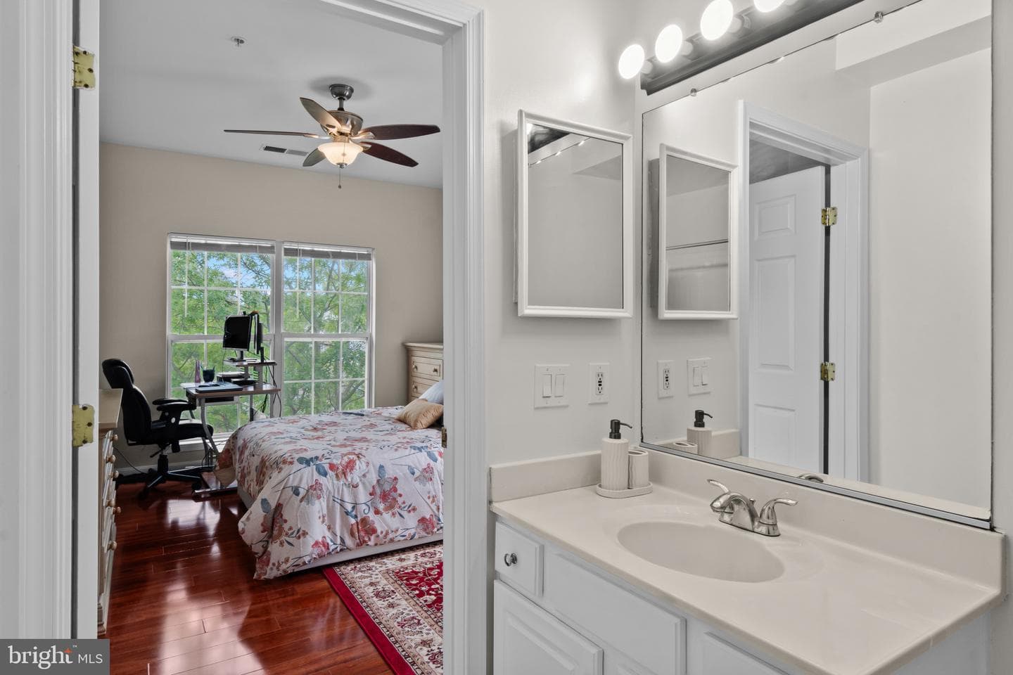 15612 Everglade Lane #401 photo 18