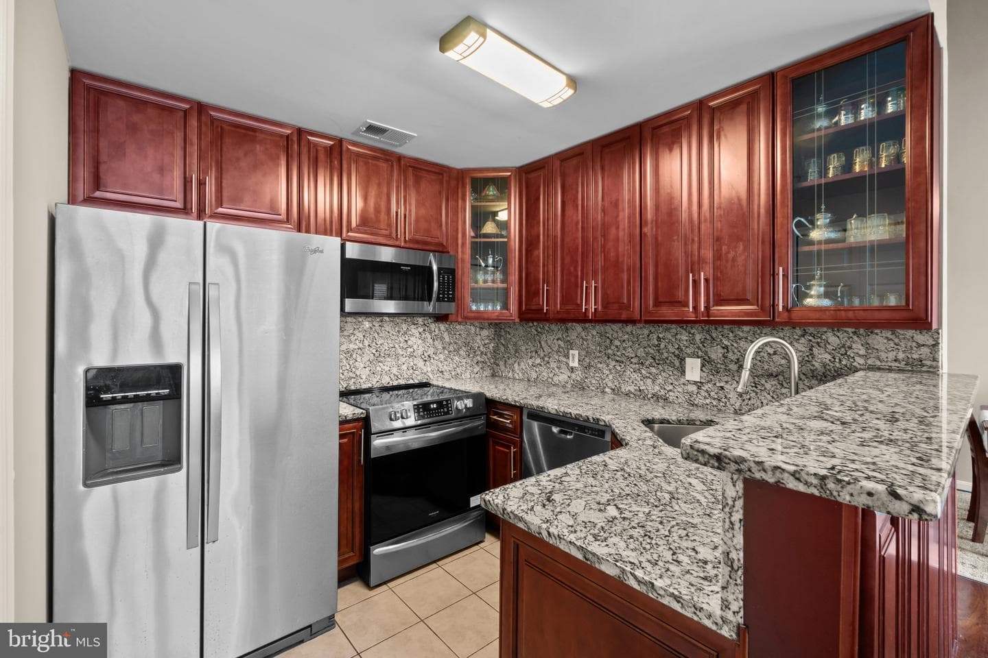 15612 Everglade Lane #401 photo 9