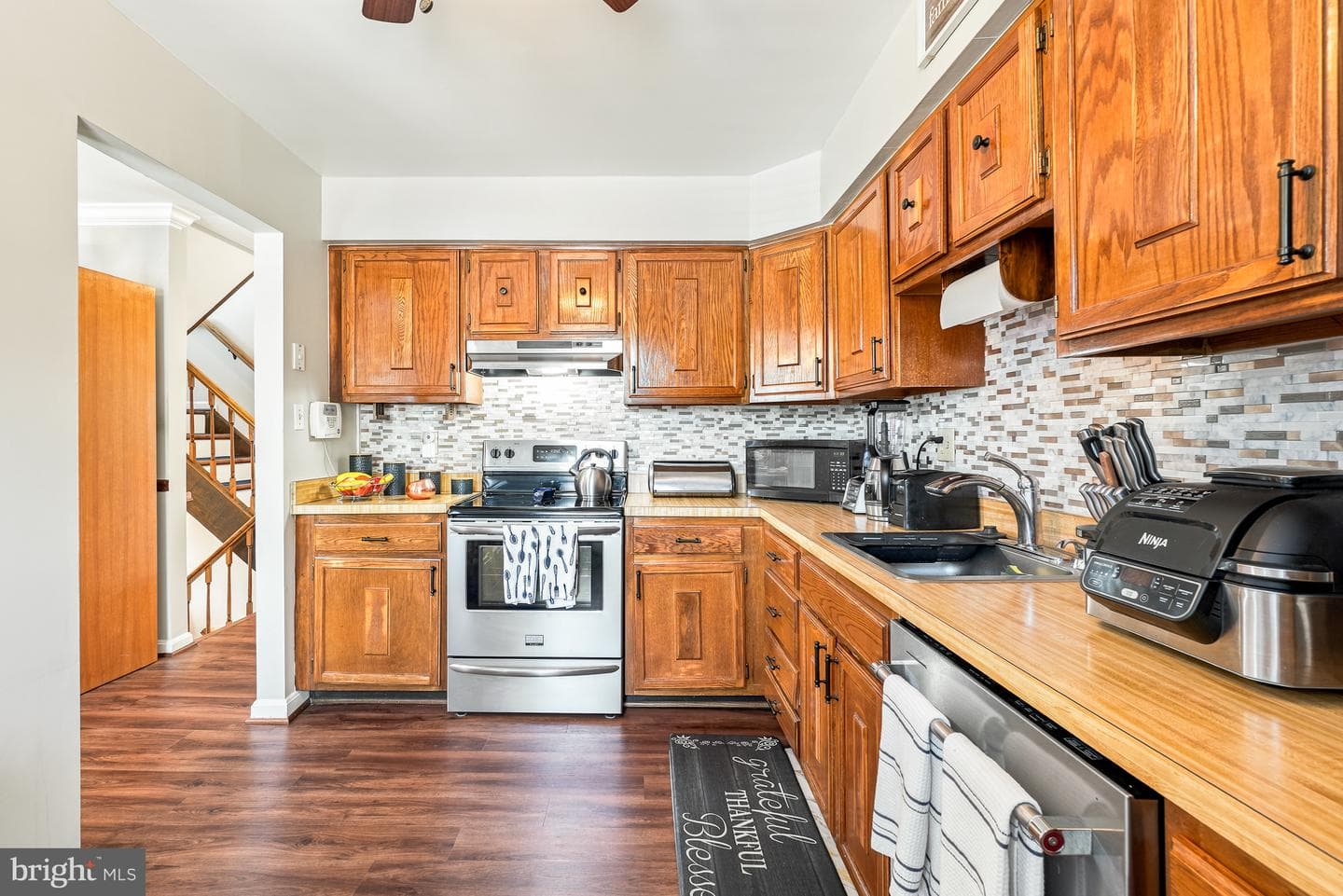 5935 Surratts Village Drive photo 16