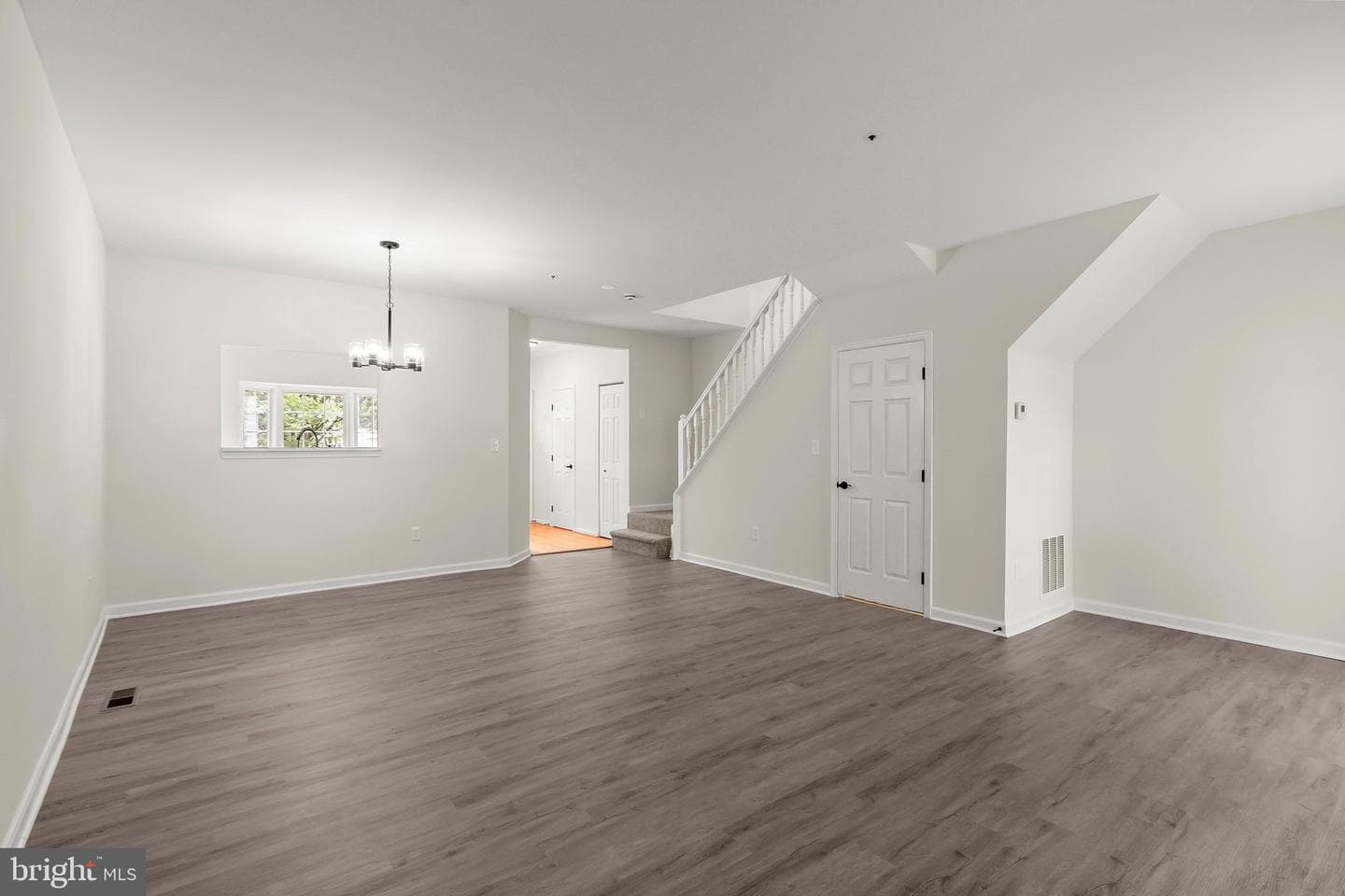 6916 Flag Harbor Drive photo 14