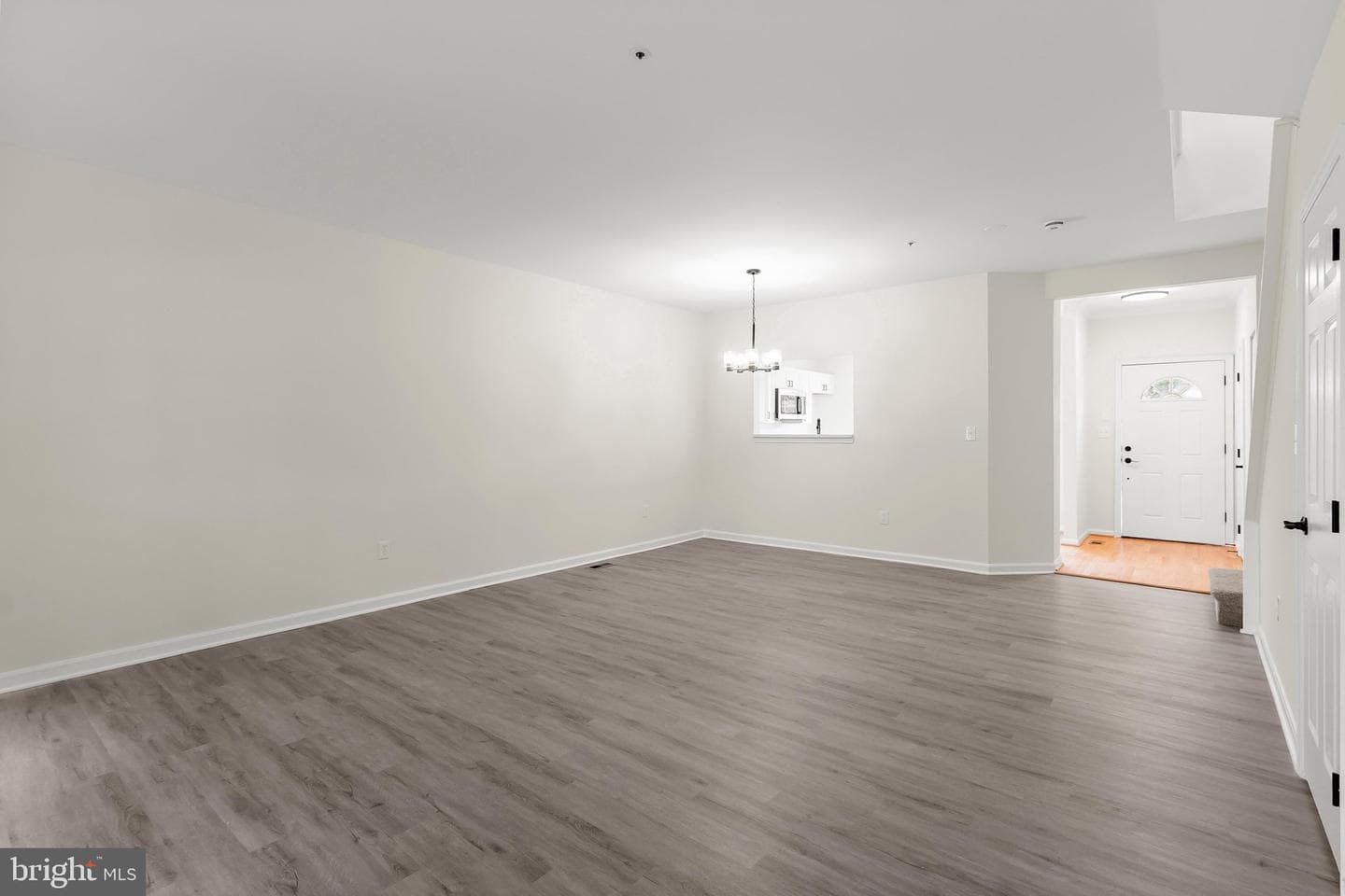 6916 Flag Harbor Drive photo 15