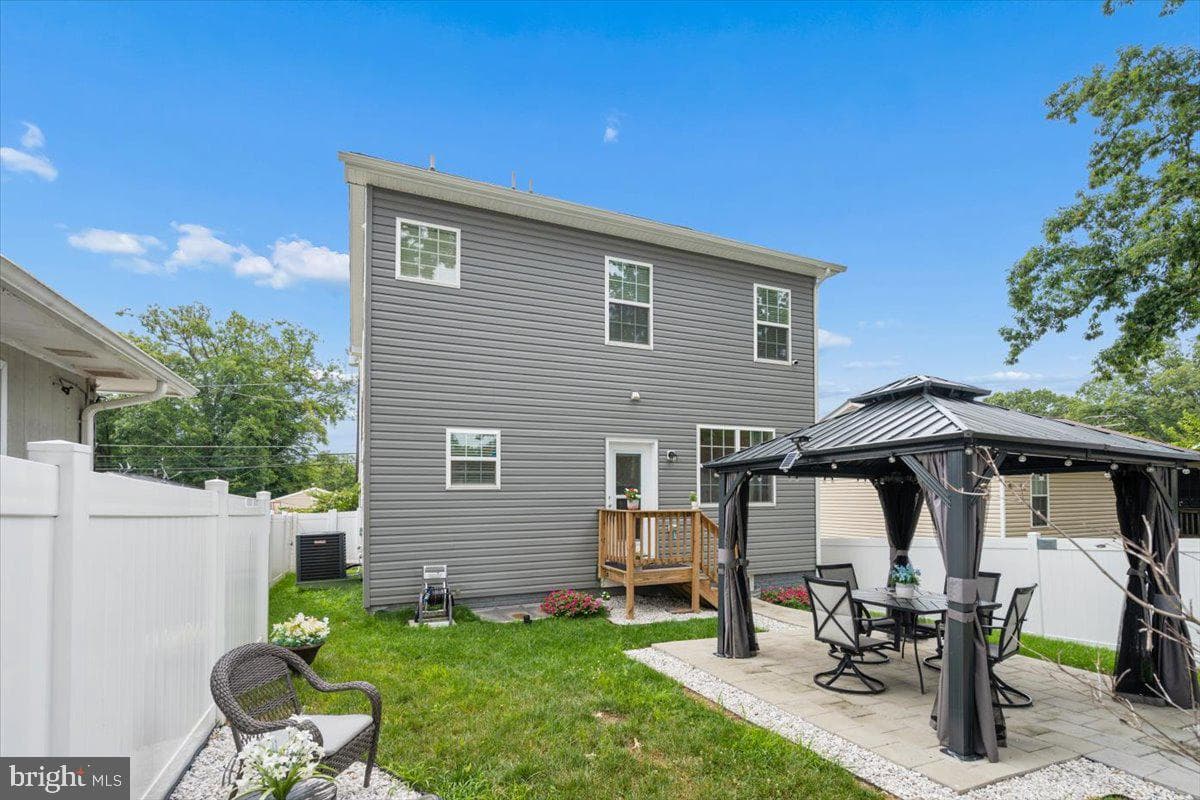 1517 Pacific Avenue photo 47