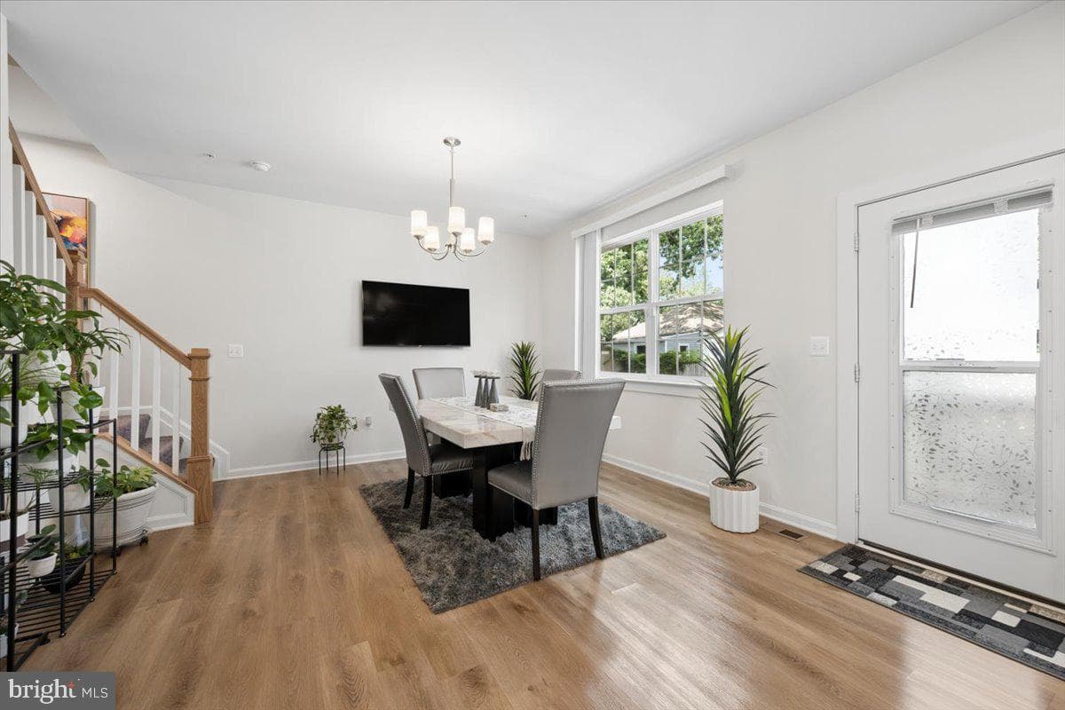 1517 Pacific Avenue photo 8