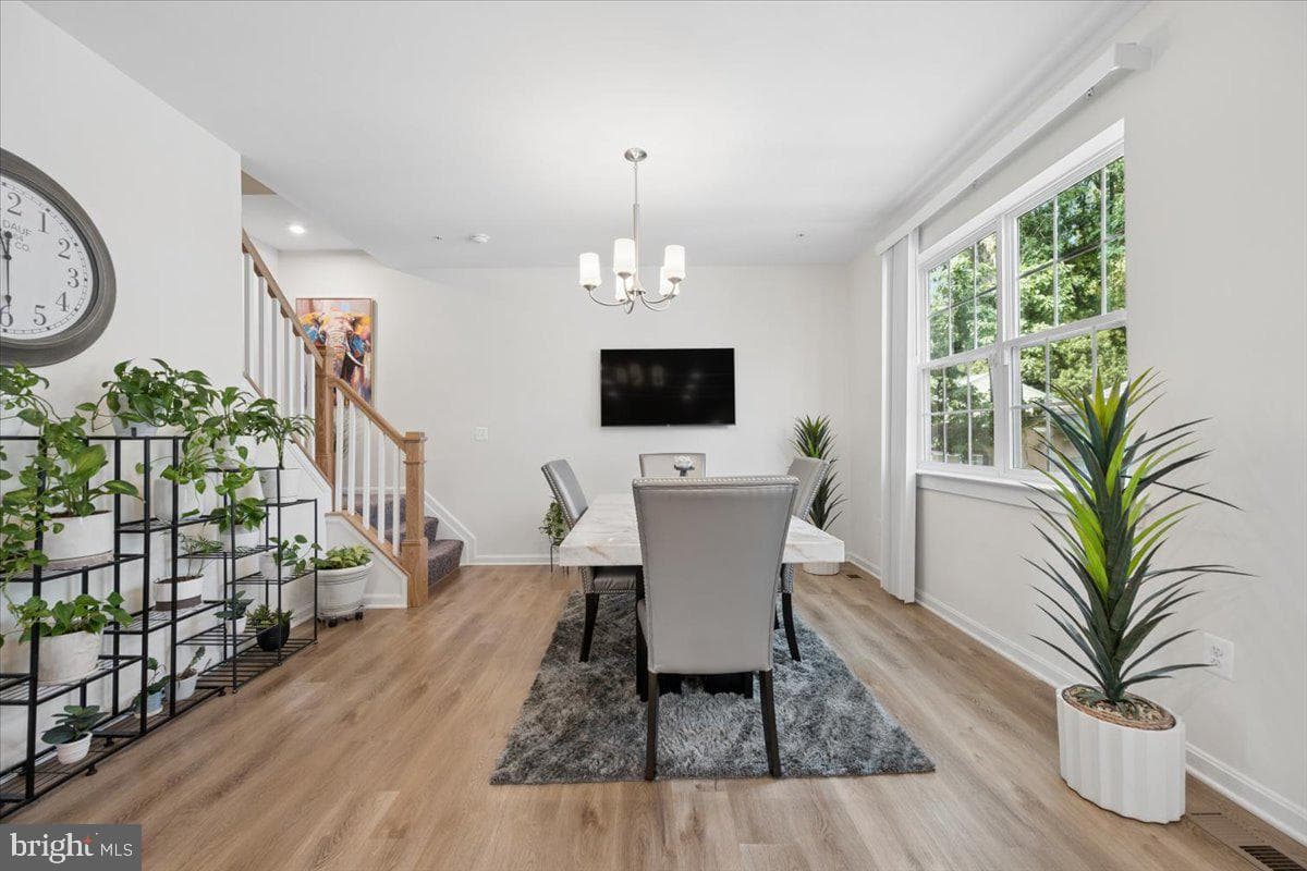 1517 Pacific Avenue photo 9