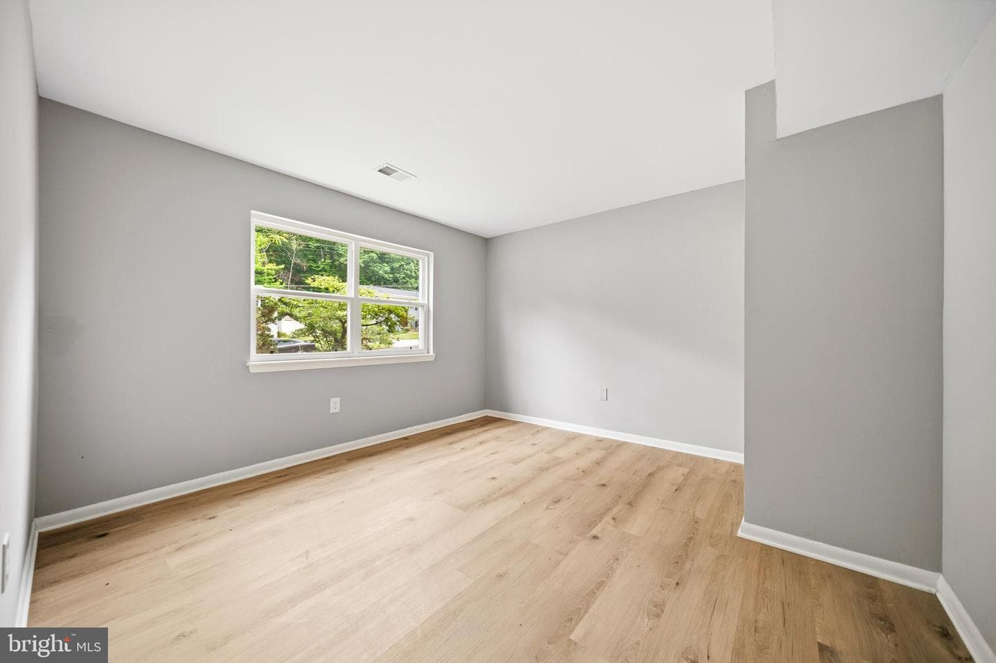 4801 Iverson Place photo 24