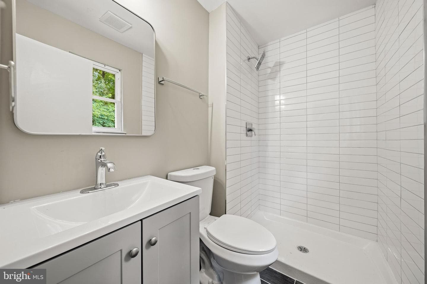 4801 Iverson Place photo 29