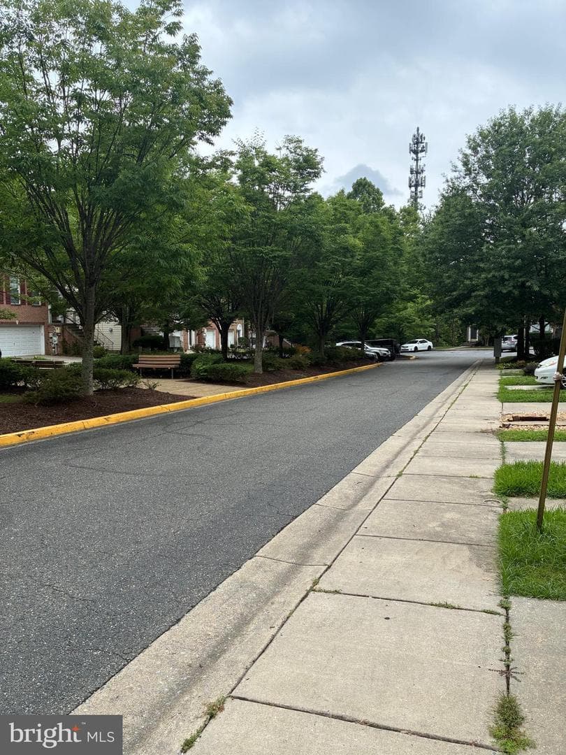 5150 Glenn Dale Woods Court photo 4