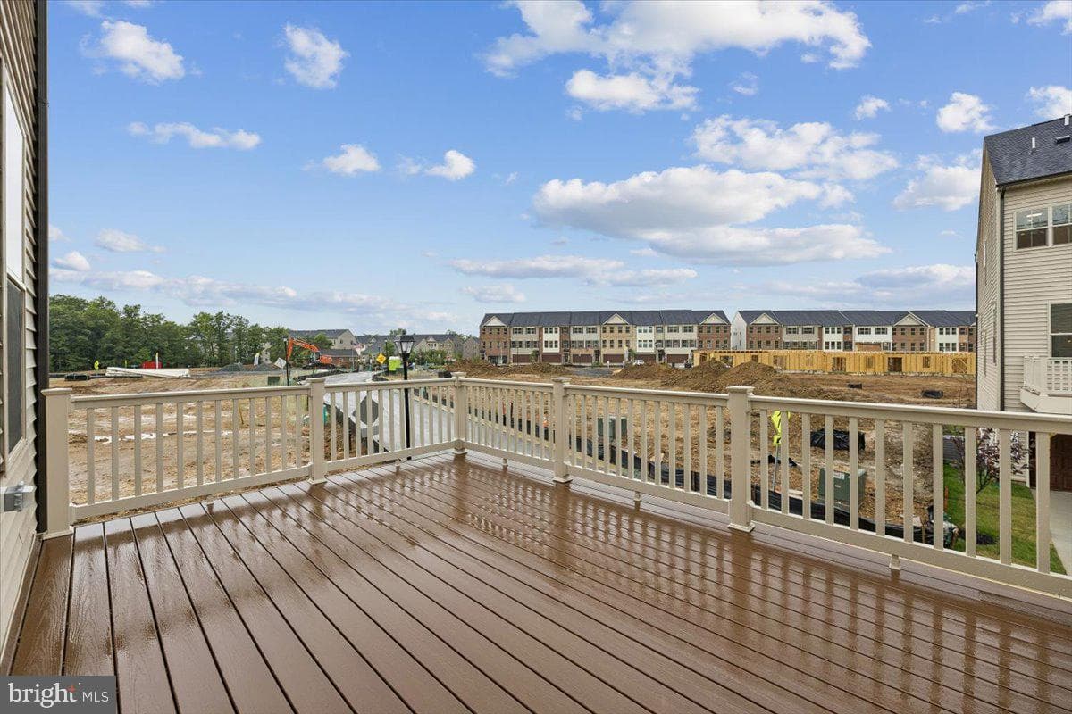 16608 Breezeway Alley photo 13