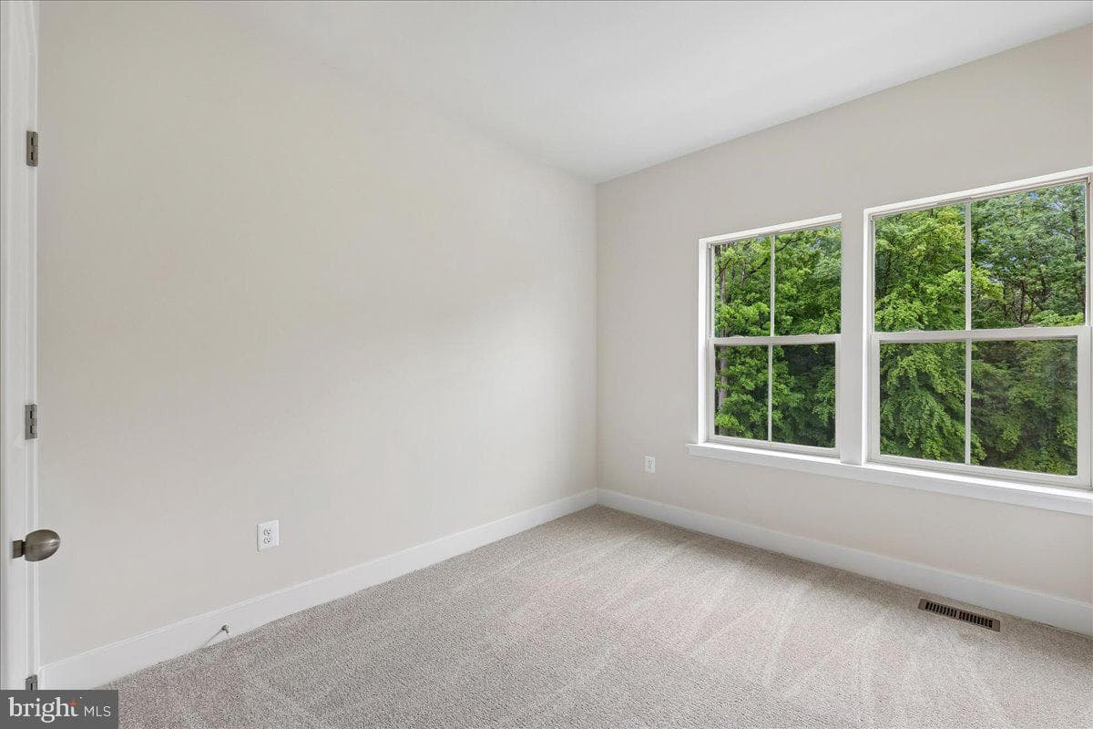 16608 Breezeway Alley photo 20